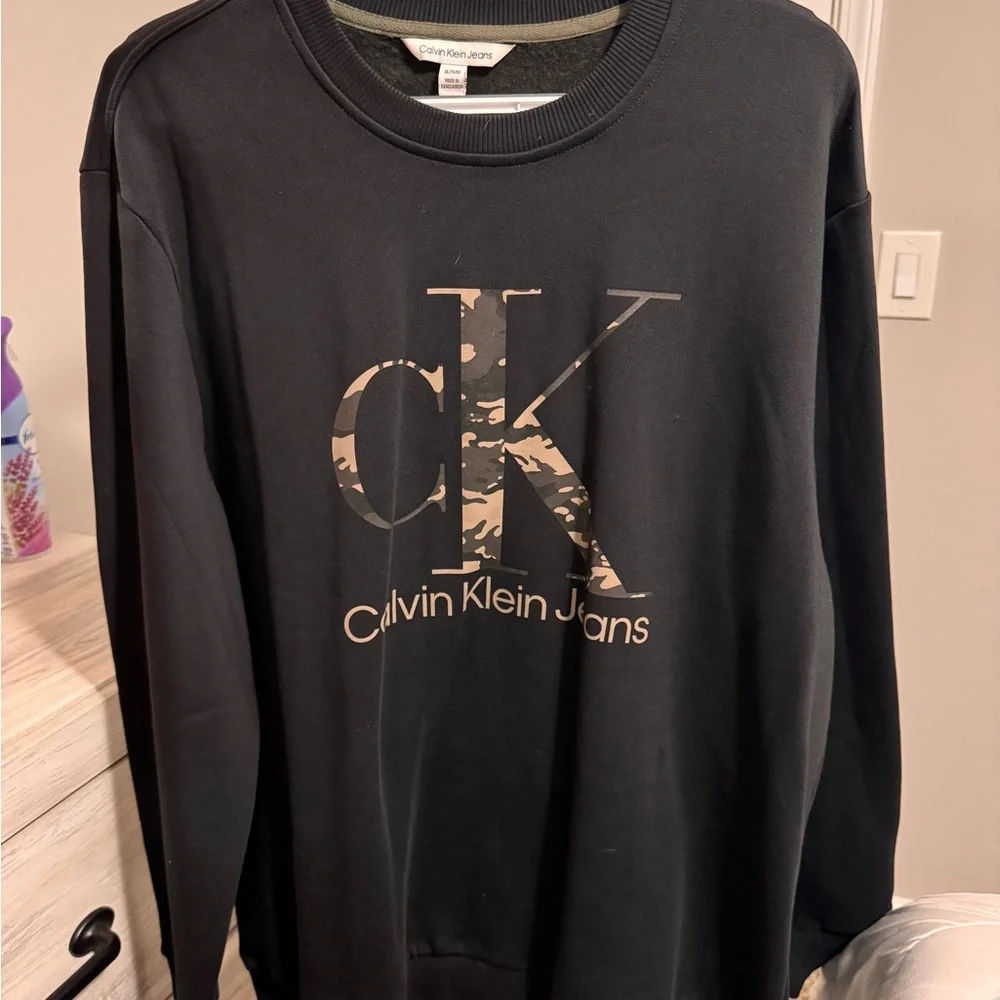 Calvin Klein Jeans Black Crewneck with Camo CK Logo